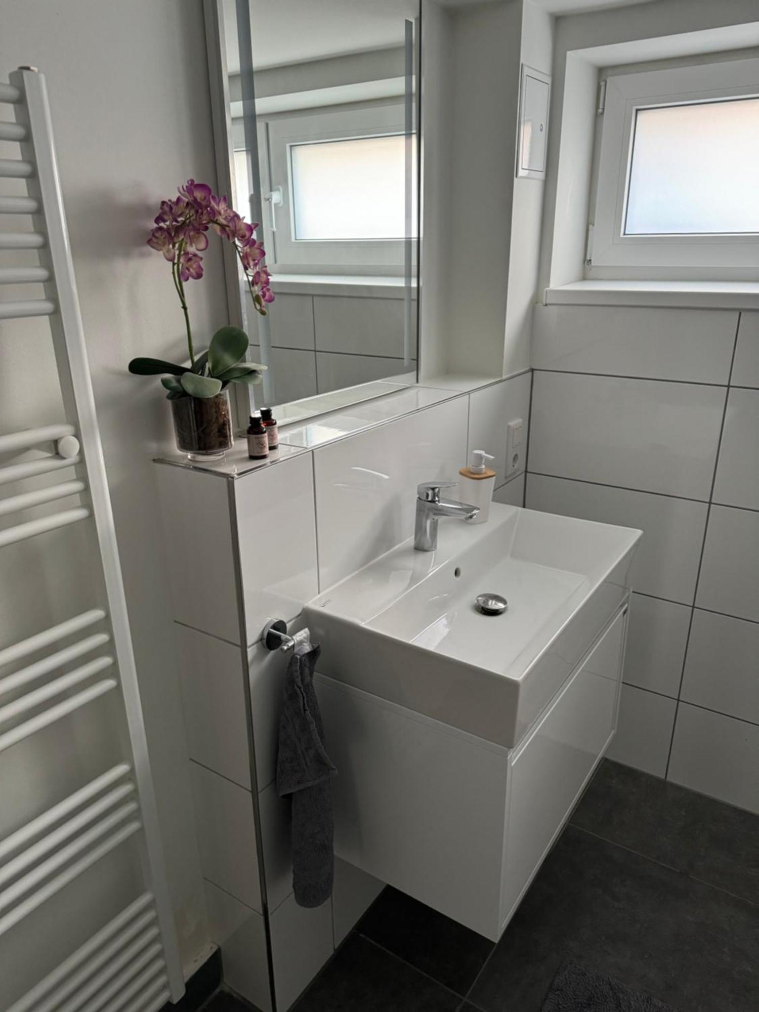 Modernes Apartment, Ruhige Lage, Stadtnah Келькхайм Экстерьер фото