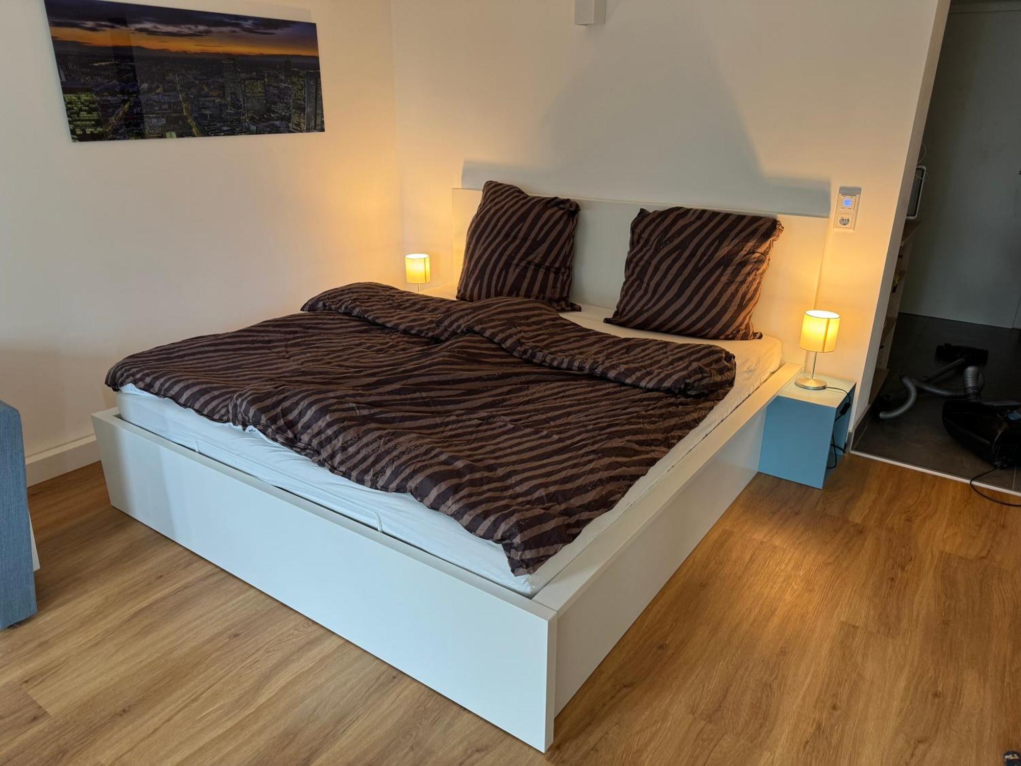 Modernes Apartment, Ruhige Lage, Stadtnah Келькхайм Экстерьер фото